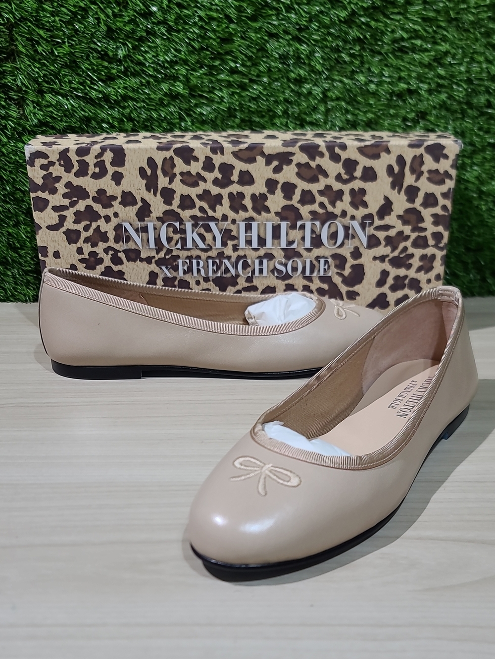 Nicky Hilton x French Sole Kathy Ballet Flats / Dark Beige Nappa US 6.5 NEW
